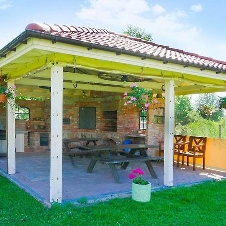 Pokoje Goscinne Rafa Bobolin Bagian luar foto